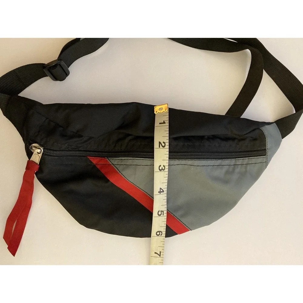 Vintage LL Bean Nylon Fanny Pack Waist Belt Bag Zippered Pockets Made in USA - Picture 9 of 10